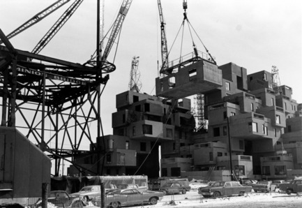 Montreal Celebrates the 50th Anniversary of Architect Moshe Safdie’s Pioneering Habitat ’67 With a New Exhibition at UQAM Centre de Design / June 1 through August 13, 2017 Press kit | 748-31 - Press release | Montreal Celebrates the 50th Anniversary of Architect Moshe Safdie’s Pioneering Habitat ’67 With a New Exhibition at UQAM Centre de Design / June 1 through August 13, 2017 - UQAM Centre de Design - Event + Exhibition - Habitat 67, construction image, 1966 - Photo credit: Collection of Safdie Architects