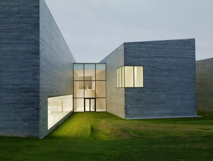 Press kit | 2276-03 - Press release | ArchiDesignclub Awards 2017 - ArchiDesignclub by Muuuz - Architecture institutionnelle - Lauréat dans la catégorie Musées, espaces d'exposition : Musée du Verre contemporain, Sars-Poteries (59) - W-Architectures - Photo credit: W-Architectures