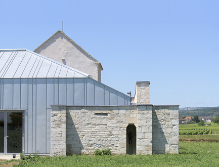 Press kit | 2394-01 - Press release | Conversion of the Former Hospital of Meursault - JUNG Architectures & Simon Buri - Institutional Architecture - Photo credit: Martin Argyroglo