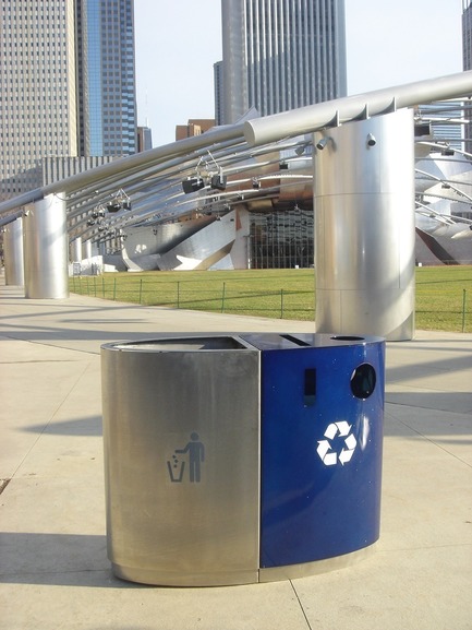 Press kit | 2707-01 - Press release | EcoTrio® Commercial Recycling Bins - EcoTrio®, LLC - Industrial Design -  EcoTrio® "The Millennium" Commercial Recycling Bin with Frank Gehry Bandshell -  Millennium Park, Chicago (US Pat. No. D566 364 © 2008 ecotrio®, llc) - Photo credit: Deborah Kang