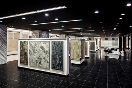 Press kit | 2066-01 - Press release | Canadian Design studio II BY IV DESIGN receives growing international recognition for Retail Environments - II BY IV DESIGN - Commercial Interior Design - Olympia Tile Showroom - Photo credit: Hill Peppard