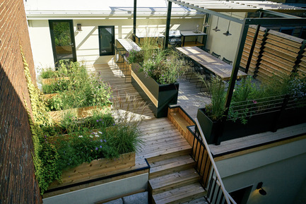 Press kit | 1054-04 - Press release | Terrasse VF: Four Levels of Spatial Variation - Martine Brisson designer d'intérieur - Residential Architecture - Photo credit: Pierre Béland