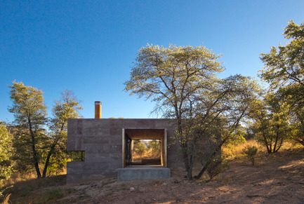 Press kit | 2262-01 - Press release | Casa Caldera - DUST - Residential Architecture - Photo credit: Cade Hayes