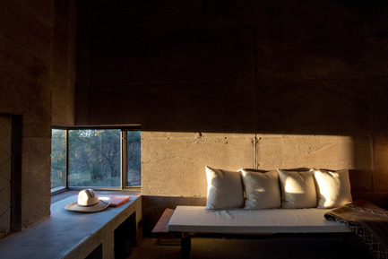 Press kit | 2262-01 - Press release | Casa Caldera - DUST - Residential Architecture - Photo credit: Cade Hayes