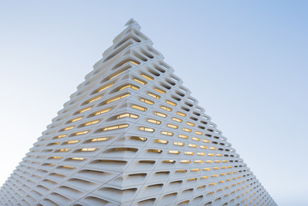 Press kit | 2013-05 - Press release | Winner & Shortlisted announcements for WAN Landscape, Civic, Metal in Architecture Awards 2016 - World Architecture News Awards (WAN AWARDS) - Commercial Architecture - WAN Civic Buildings Award 2016 Winner - Photo credit: The Broad by Diller Scofidio Renfro © Iwan Baan