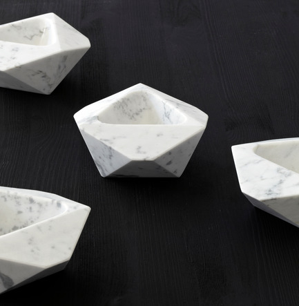 Press kit | 1604-04 - Press release | Design Days Dubai Announces 2016 Edition - Design Days Dubai - Event + Exhibition - CampDesignGallery Adaptations Ashtrays by Veronica Todisco - Photo credit:  Jeremias Morandell 