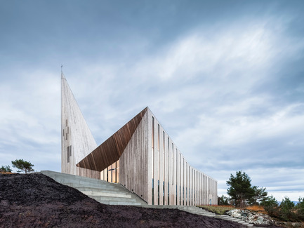 Press kit | 2220-01 - Press release | Knarvik Community Church - Reiulf Ramstad Arkitekter - Institutional Architecture - Photo credit: Hundven-Clements_Photography