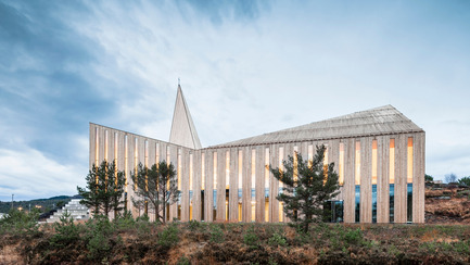 Press kit | 2220-01 - Press release | Knarvik Community Church - Reiulf Ramstad Arkitekter - Institutional Architecture - Photo credit: Hundven-Clements_Photography