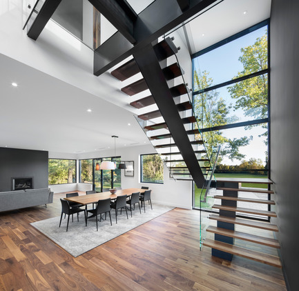 Press kit | 1641-01 - Press release | Hemmingford House - SIMARD architecture - Residential Architecture - Photo credit: Stéphane Brügger