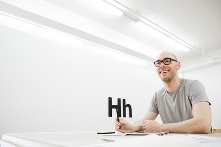 Press kit | 562-42 - Press release | The CODE SOUVENIR MONTRÉAL pop-up store: Showcasing Montréal creativity at its best! - Bureau du design - Ville de Montréal - Product - 







À HAUTEUR D’HOMME
<br>Designer : Louis-Philippe Pratte
<br>Nom du produit : Valet F&O
<br>Autres photos : À HAUTEUR D’HOMME - Photo credit: Photo atelier : Martin Beaulieu