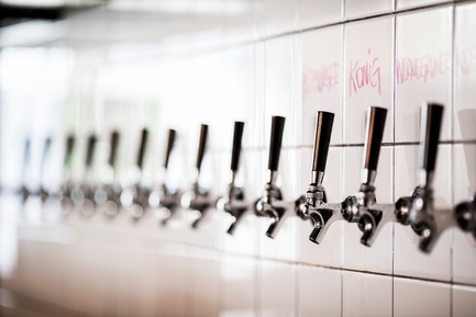 Das Bier Press kit | 1081-03 - Press release | Das Bier - Humà design + architecture - Commercial Interior Design - Photo credit: Adrien Williams