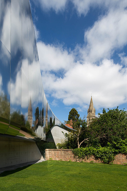 Press kit | 661-34 - Press release | World Architecture Festival announces 2016 Awards shortlist - World Architecture Festival (WAF) - Competition - Investcorp Building for Oxford University's Middle East Centre at St Antony's College by Zaha Hadid Architects - Photo credit: World Architecture Festival