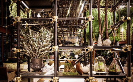 Press kit | 1972-01 - Press release | ‘Vivarium’ - A Tractor Warehouse Turned Restaurant by Hypothesis Won the INSIDE Award 2015 - Hypothesis - Commercial Interior Design - Scaffolding structures used as decorative shelves - Photo credit:  Hypothesis 