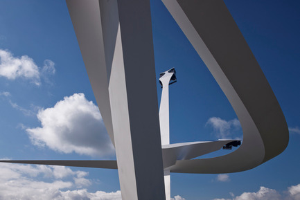 Press kit | 1022-04 - Press release | BMW Centenary Sculpture Goodwood Festival of Speed 2016 - Gerry Judah - Art - Photo credit: David Barbour