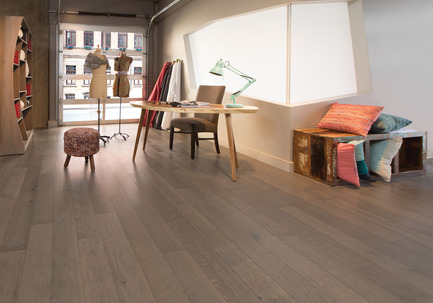 Press kit | 1639-05 - Press release | New colorsand speciescome to the Mirage Sweet Memories Collection - Mirage Hardwood Floors - Residential Interior Design -  Handcrafted White Oak R&Q, Tree House - Sweet Memories Collection  - Photo credit: Mirage Hardwood Floors