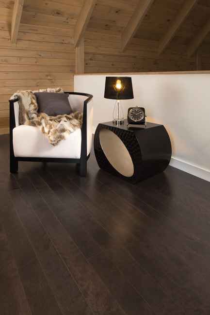 Press kit | 1639-05 - Press release | New colorsand speciescome to the Mirage Sweet Memories Collection - Mirage Hardwood Floors - Residential Interior Design - Aged Yellow Birch, Black Jelly Bean - Sweet Memories Collection - Photo credit: Mirage Hardwood Floors