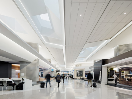 Press kit | 1187-04 - Press release | AIASF Announces the Honorees of the 2016 Design Awards Program - American Institute of Architects, San Francisco Chapter (AIA SF) - Commercial Architecture -  Interior Architecture Merit Award / SFO T3 Boarding Area E by Gensler, Hamilton + Aitken Architects, Robin Chiang & Co - San Francisco, CA  - Photo credit: Joe Fletcher<br>