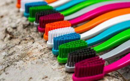 Press kit | 2482-01 - Press release | biobrush - The Biodegradable Toothbrush from Berlin - biobrush GmbH - Product - biobrush - Photo credit: Thomas Zipf 