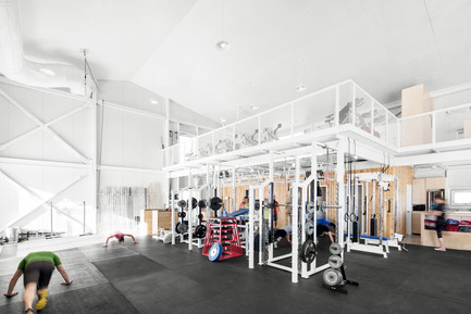 La Taule – Training center Press kit | 1633-01 - Press release | La Taule - Training center - Architecture Microclimat - Commercial Architecture - Training area - Photo credit: Adrien Williams