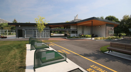 Press kit | 1170-02 - Press release | Golf Welcome Pavilion at Maisonneuve Park - Ville de Montréal - Institutional Architecture - View from the driving range - Photo credit: Vincent Audy<br>