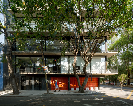 Press kit | 1825-01 - Press release | Just Be Apartments - Arqmov Workshop - Residential Architecture - Reynosa Street Facade - Photo credit: Rafael Gamo