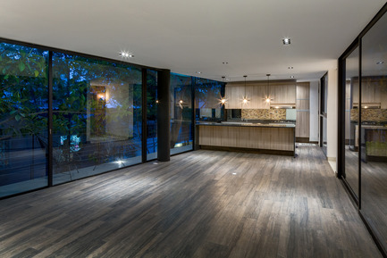 Press kit | 1825-01 - Press release | Just Be Apartments - Arqmov Workshop - Residential Architecture -  Interior  - Photo credit: Rafael Gamo