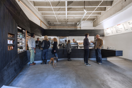 Press kit | 1771-01 - Press release | Coffee Bar Revitalizes Area - jones | haydu - Commercial Architecture - Photo credit: Art Gray