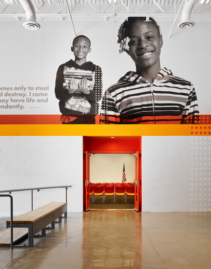 Team A receives AIA Chicago Distinguished Building Award for By The Hand Club For Kids Press kit | 1999-01 - Press release | Team A receives AIA Chicago Distinguished Building Award for By The Hand Club For Kids - Team A - Institutional Architecture - Photo credit: Tom Harris © Hedrich Blessing