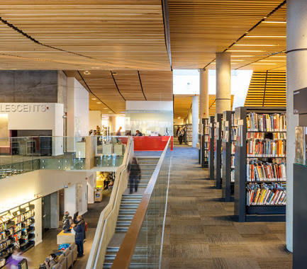Press kit | 865-10 - Press release | The Bibliothèque du Boisé: Grand Prix d'excellence of OAQ 2015 - Cardinal Hardy* / Labonté Marcil / Éric Pelletier* architectes in consortium (*Lemay) - Institutional Architecture - Photo credit: Doublespace photography