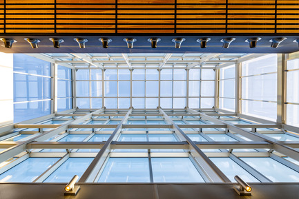 Press kit | 865-10 - Press release | The Bibliothèque du Boisé: Grand Prix d'excellence of OAQ 2015 - Cardinal Hardy* / Labonté Marcil / Éric Pelletier* architectes in consortium (*Lemay) - Institutional Architecture - Photo credit: Doublespace photography