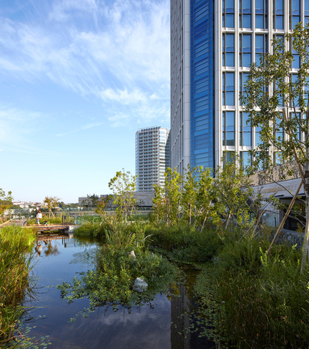 Press kit | 1680-01 - Press release | Conran and Partners completes 20 hectare urban regeneration project - Conran and Partners - Commercial Architecture - Photo credit: Edmund Sumner