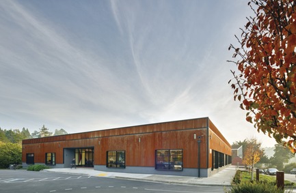 Press kit | 1187-03 - Press release | Announcing AIA San Francisco 2015 Design Awards winners - American Institute of Architects, San Francisco Chapter (AIA SF) - Competition - Redwood Highway by Studio VARA - Photo credit: Bruce Damonte