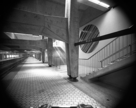 Press kit | 748-25 - Press release | The work of architectural firm Papineau Gérin-Lajoie LeBlanc at the UQAM Centre de Design - Centre de design de l'UQAM - Event + Exhibition - Peel Metro Station - October 14, 1966 - Photo credit: Archives de Montréal, Fonds Service des affaires institutionnelles : CA M001 VM094-Y-1-09-D229