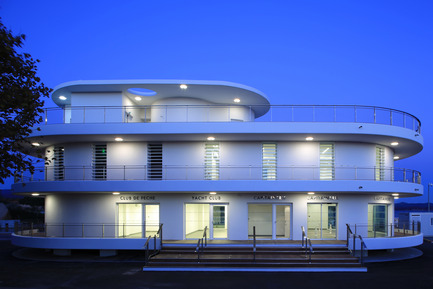 Press kit | 1151-03 - Press release | Harbour master's office - PietriArchitectes - Institutional Architecture - Photo credit: Christian Michel