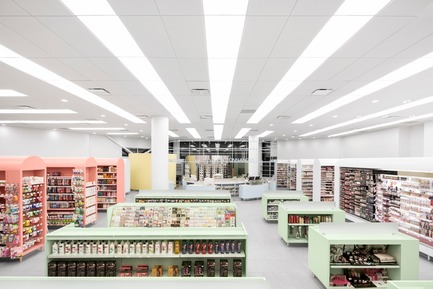Press kit | 760-11 - Press release | Energy and form approach of circularity: from principle to the design of a space refocused on humans - Jean de Lessard, Designers Créatifs - Commercial Interior Design - Photo credit: Adrien Williams