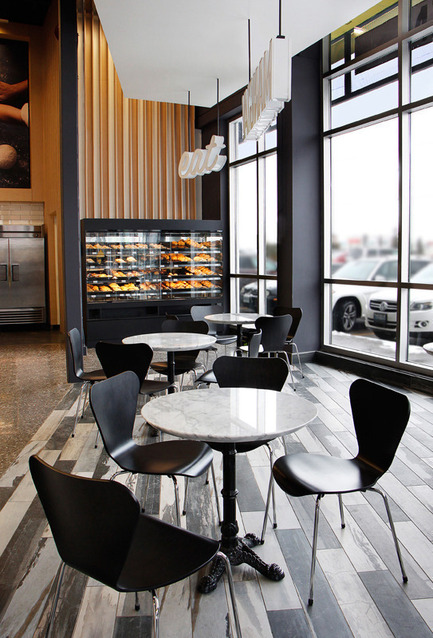 Press kit | 1845-01 - Press release | Ontario's top interior designers celebrated at the 2015 ARIDO Awards gala - Association of Registered Interior Designers of Ontario (ARIDO) - Commercial Interior Design - Michael Angelo’s - 2015 ARIDO Award of Merit - Photo credit: Neil Hill<br>