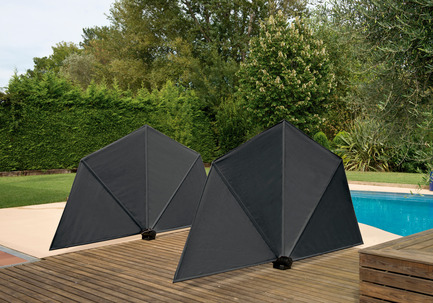 Press kit | 1734-01 - Press release | Calma becomes the first Spanish brand to win the Red Dot award: Best of the Best since 2011 - CALMA - Competition -  Folding wind/ambient - OM sunshade  - Photo credit: CALMA