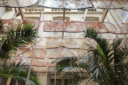 Press kit | 982-26 - Press release | The « Festival des Architectures Vives 2015 » in Montpellier – La Grande-Motte - Association Champ Libre - Festival des Architectures Vives (FAV) - Event + Exhibition - Clémence Durupt & Gabrielle Vinson <br>// Entre-temps - Photo credit: Paul KOZLOWSKI ©photoarchitecture.com<br>Site&nbsp;: http://photoarchitecture.com
