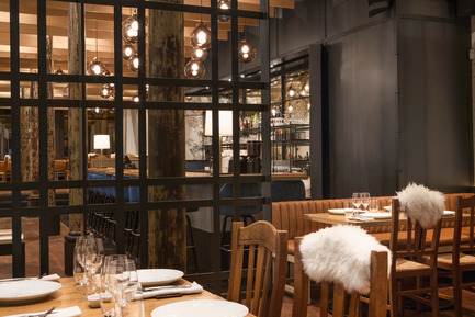 Press kit | 1180-01 - Press release | Ikanos Restaurant - BlazysGérard - Commercial Interior Design - Photo credit:  Jean Longpré 