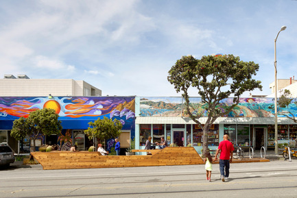 Press kit | 1562-01 - Press release | Sunset Parklet receives Special Recognition in Urban Design Award - INTERSTICE Architects - Urban Design - Photo credit: Cesar Rubio