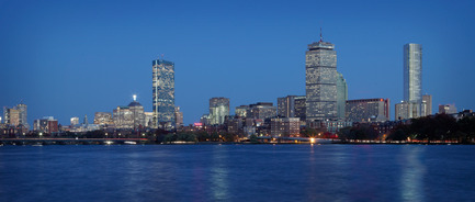 Press kit | 1204-03 - Press release | Boston’s Tallest Residential Building, Designed by Pei Cobb Freed & Partners, Breaks Ground - Pei Cobb Freed & Partners - Residential Architecture -  Boston skyline from Charles River Basin with the new tower at far right  - Photo credit:  Pei Cobb Freed & Partners, Cambridge Seven Associates 