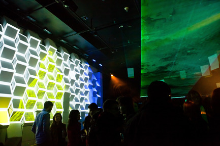 Press kit | 1044-01 - Press release | RIDM 2012 lounge - La firme, Baillat Cardell & Fils et XYZ Technologie culturelle - Multimedia Design - Photo credit: Emily Gan