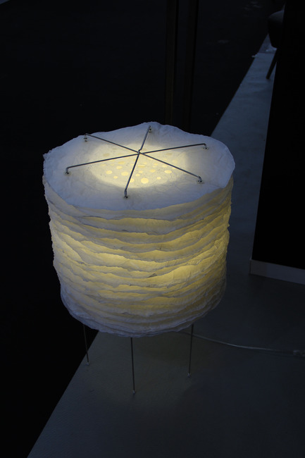 Make art objects part of your decor Press kit | 1691-01 - Press release | Make art objects part of your decor - Barda - Product - Millefeuille Movens Lamp - Photo credit: Jean Luc Mare
