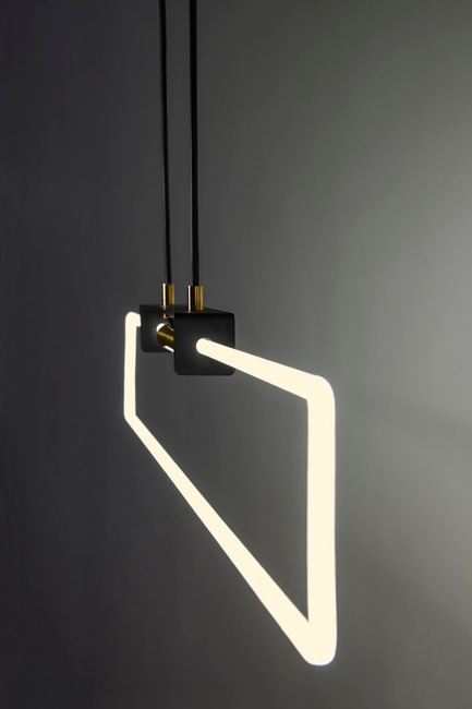 Press kit | 2375-01 - Press release | D’Armes Luminaires Exhibit at SBODIO32 During Milan Design Week - d'Armes Luminaires - Lighting Design - RA Pendant - Photo credit: Jean-Sébastien Senécal