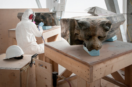 Press kit | 612-09 - Press release | Julia Gersovitz receives the Harley J. McKee Award - Fournier, Gersovitz, Moss, Drolet et associés architectes (FGMDA) - Institutional Architecture -    Restoration of sculptural details, West Block Rehabilitation Project, Parliament Hill, Ottawa, with Arcop, now Architecture 49<br>    - Photo credit: Francis Tousignant, FGMDA<br>