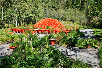 Press kit | 837-10 - Press release | The 16th International Garden Festival at Les Jardins de Métis / Reford Gardens will BUZZ in 2015! - International Garden Festival / Reford Gardens - Landscape Architecture -  CONE GARDEN BOCKSILI<br>by Livescape [Seungjong Yoo, Byoungjoon Kwon, Hyeryoung Cho, Yongchul Cho, Iltae Jeong, Jinhwan Kim, Soojung Yoon, Byoungjoon Kim]<br>Seoul, South Korea<br><br>Planted with the bottom on top, orange construction cones serve as planters, speakers and benches. An original way to construct, deconstruct and reconstruct our environment.<br><br>www.livescape.co.kr    - Photo credit: Sylvain Legris