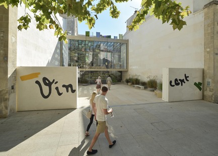 Press kit | 924-02 - Press release | Vincent van Gogh Foundation  Rehabilitation, extension. - Fluor Architecture - Institutional Architecture -  Public entrance  - Photo credit: ©Fluor Architecture 