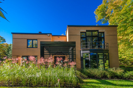 Press kit | 1179-02 - Press release | ActDesign is honoured by the prestigious International Property Awards for the interior design of the Saint-Sauveur residence. - ActDesign - Residential Interior Design - Photo credit: Alexandre Parent / Studio Point de Vue