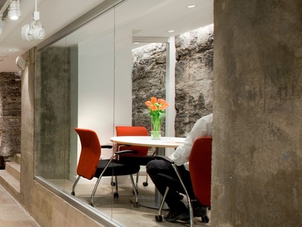 Press kit | 1152-01 - Press release | Lighting up Artopex’s new showroom - LumiGroup - Lighting Design - Photo credit: Claude-Simon Langlois