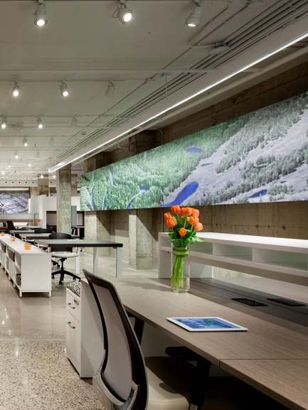 Press kit | 1152-01 - Press release | Lighting up Artopex’s new showroom - LumiGroup - Lighting Design - Photo credit: Claude-Simon Langlois